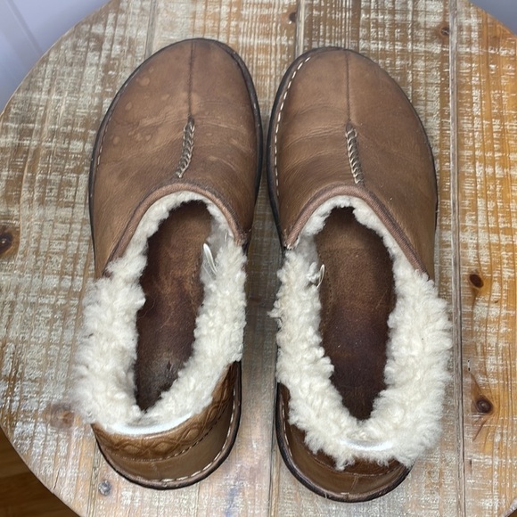 UGG Australia Bettey Leather Slipper Clogs Size 7 - Picture 5 of 12